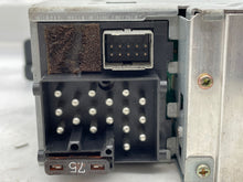 Load image into Gallery viewer, Radio BMW 325i 330i 320i 2001 01 02 03 04 05 06 - NW136286

