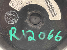 Load image into Gallery viewer, AC A/C AIR CONDITIONING COMPRESSOR C250 C300 C350 C63 SLK250 14-16 - NW371735

