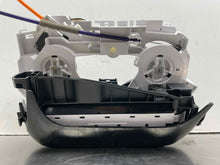 Load image into Gallery viewer, TEMPERATURE CONTROLS HONDA HR-V 2016 16 - NW546741
