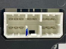 Load image into Gallery viewer, Radio Forester 2004 04 2005 05 2006 06 AM FM 6CD - NW139713
