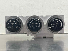 Load image into Gallery viewer, AC HEATER TEMP CONTROL Nissan 350Z 2004 04 - NW546739
