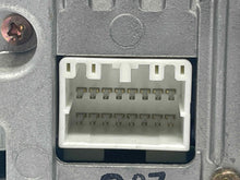 Load image into Gallery viewer, RADIO Subaru Forester 2001 01 2002 02 AM FM Cassette - NW139697
