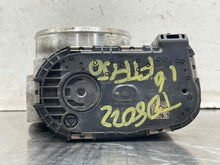 Load image into Gallery viewer, Throttle Body  FORD F150 PICKUP 2016 - NW547262
