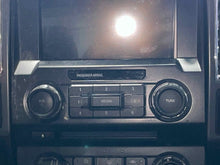 Load image into Gallery viewer, Radio  FORD F150 PICKUP 2016 - NW547444
