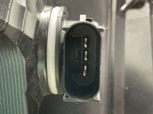 Load image into Gallery viewer, Tail Lamp Light  FORD F250SD PICKUP 2022 - NW389530
