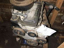 Load image into Gallery viewer, Engine Motor Chevrolet Cavalier 1991 - DG26736
