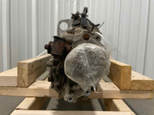 Load image into Gallery viewer, MANUAL TRANSMISSION Subaru Forester 2005 05 - NW373362
