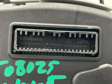 Load image into Gallery viewer, Speedometer Cluster Hyundai Veloster 2016 - NW547474
