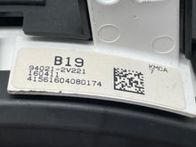 Load image into Gallery viewer, Speedometer Cluster Hyundai Veloster 2016 - NW547474
