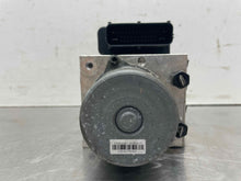 Load image into Gallery viewer, ABS Pump Hyundai Veloster 2016 - NW547733
