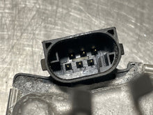 Load image into Gallery viewer, THROTTLE BODY Santa Fe Sonata Sonata Hybrid Tucson Optima Sorento 15-20 - NW373319
