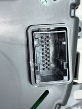 Load image into Gallery viewer, Speedometer Cluster  FIAT 500 2014 - NW373284
