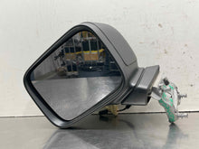 Load image into Gallery viewer, Side View Door Mirror Jeep Renegade 2018 - NW548039
