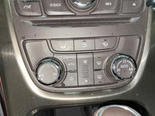 Load image into Gallery viewer, Temperature Controls Buick Verano 2016 - NW548375
