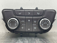 Load image into Gallery viewer, Temperature Controls Buick Verano 2016 - NW548375
