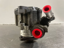 Load image into Gallery viewer, POWER STEERING PUMP Audi A6 2005 05 2006 06 2007 07 2008 08 09 10 11 - NW163018

