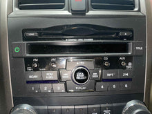 Load image into Gallery viewer, RADIO Honda CR-V Insight 07 08 09 10 11 12 13 14 - NW548973
