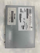 Load image into Gallery viewer, SATELLITE TUNER BOX A3 A4 Rs4 S4 Beetle Jetta 04 05 06 07 08 - NW135883
