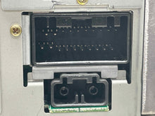 Load image into Gallery viewer, INFO-GPS SCREEN Vanden Pl XJ XJ8 XJ8L XJL XJR 2004-2009 - NW547408
