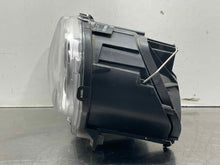 Load image into Gallery viewer, Headlight Lamp Assembly Jaguar XJ8 2004 - NW547636
