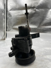 Load image into Gallery viewer, Power Steering Pump  BMW 840I 1994 - NW163209
