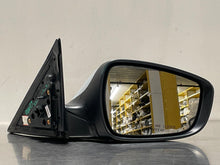 Load image into Gallery viewer, Side View Door Mirror Hyundai Veloster 2015 - NW373791

