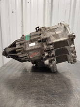 Load image into Gallery viewer, TRANSFER CASE Armada Pathfinder QX56 2008 08 2009 09 10 11 12 13 - NW548202
