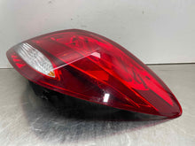 Load image into Gallery viewer, TAIL LIGHT LAMP ASSEMBLY C250 C300 C350 C43 C63 15 16 17 Right - NW549029
