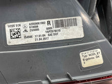 Load image into Gallery viewer, TAIL LIGHT LAMP ASSEMBLY C250 C300 C350 C43 C63 15 16 17 Right - NW549029
