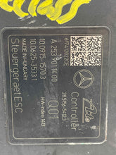 Load image into Gallery viewer, ABS Pump  MERCEDES C-CLASS 2018 - NW548539
