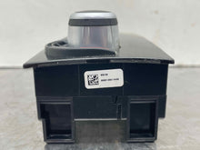 Load image into Gallery viewer, REAR TEMPERATURE CONTROLS 528i 535i 535i Gt 550i 550i Gt 640I 09-19 - NW373890
