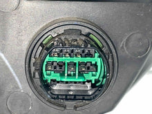 Load image into Gallery viewer, HEADLIGHT LAMP ASSEMBLY Kia Sorento 2019 19 2020 20 Right - NW549375
