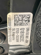 Load image into Gallery viewer, SIDE VIEW DOOR MIRROR Kia Sorento 17 18 19 20 Right - NW549102
