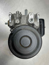 Load image into Gallery viewer, ABS ANTI-LOCK BRAKE PUMP Lexus ES350 2007 07 2008 08 - NW374613
