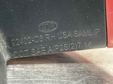 Load image into Gallery viewer, OUTER TAIL LIGHT LAMP Kia Sorento 2019 19 2020 20 Right - NW549311

