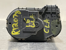Load image into Gallery viewer, Throttle Body  MERCEDES GLA-CLASS 2016 - NW375449

