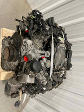Load image into Gallery viewer, Engine Motor Mercedes-Benz SL500 2010 - NW374883
