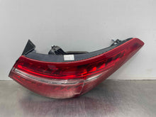 Load image into Gallery viewer, OUTER TAIL LIGHT LAMP E300 E350 E400 E550 E63 10 11 12 13 Right - NW550180
