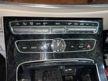 Load image into Gallery viewer, RADIO Mercedes-Benz E300 E350 E400 E550 2017 17 2018 18 - NW550132
