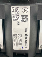Load image into Gallery viewer, Radio  MERCEDES E-CLASS 2017 - NW549710
