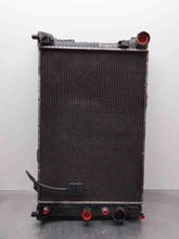Load image into Gallery viewer, RADIATOR E250 Van C250 C300 C350 C63 CLS400 CLS550 CLS63 E250D 10-17 - NW462155
