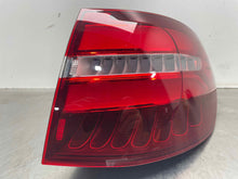 Load image into Gallery viewer, [INVENTORYCAR_YEAR_MAKE_MODEL] OUTER TAIL LIGHT LAMP Right - NW550680
