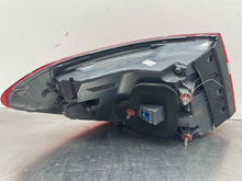 Load image into Gallery viewer, [INVENTORYCAR_YEAR_MAKE_MODEL] OUTER TAIL LIGHT LAMP Right - NW550680
