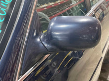 Load image into Gallery viewer, Side View Door Mirror Cadillac Deville 2002 - NW550444
