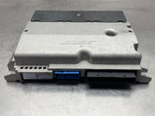 Load image into Gallery viewer, AMPLIFIER Cadillac STS 05 06 07 08 09 10 11 - NW557271
