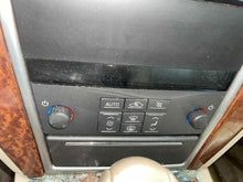 Load image into Gallery viewer, Temperature Controls Cadillac STS 2009 - NW551549
