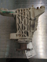 Load image into Gallery viewer, Carrier Assembly Cadillac STS 2009 - NW556374
