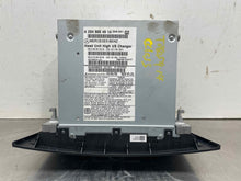 Load image into Gallery viewer, RADIO Mercedes-Benz C250 C300 C350 C63 2014 14 2015 15 - NW557300
