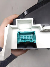 Load image into Gallery viewer, Speedometer Cluster Cadillac Seville 2001 - NW159303
