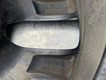 Load image into Gallery viewer, Wheel Rim Jeep Renegade 2017 - NW557745
